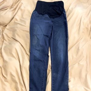 Size 6 skinny jeans maternity